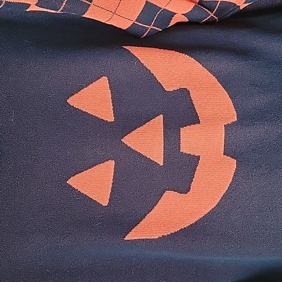 Bloomchic pumpkin, argyle black/orange sweater, size 18-20 - Picture 4 of 9
